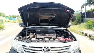 Used 2014 Toyota Fortuner [2012-2016] 3.0 4x2 AT Diesel Automatic engine ENGINE & BONNET OPEN FRONT VIEW