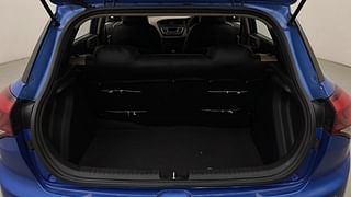 Used 2017 Hyundai Elite i20 [2017-2018] Magna Executive 1.2 Petrol Manual interior DICKY INSIDE VIEW