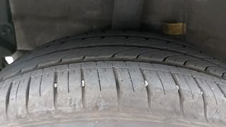 Used 2020 Hyundai Grand i10 Nios [2019-2021] AMT Magna Corp Edition Petrol Automatic tyres RIGHT REAR TYRE TREAD VIEW