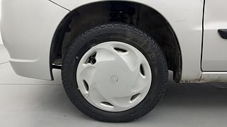 Used 2011 Maruti Suzuki Estilo [2009-2014] LXi Petrol Manual tyres LEFT FRONT TYRE RIM VIEW