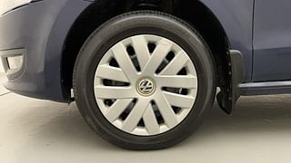 Used 2014 Volkswagen Polo [2010-2014] Comfortline 1.2L (P) Petrol Manual tyres LEFT FRONT TYRE RIM VIEW