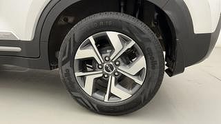 Used 2021 Kia Sonet HTX 1.0 iMT Petrol Manual tyres LEFT REAR TYRE RIM VIEW