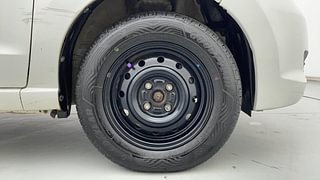 Used 2011 Maruti Suzuki A-Star [2008-2012] Vxi Petrol Manual tyres RIGHT FRONT TYRE RIM VIEW