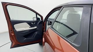 Used 2017 Renault Captur [2017-2020] Platine Diesel Dual tone Diesel Manual interior LEFT FRONT DOOR OPEN VIEW