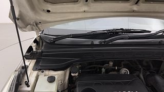 Used 2016 Hyundai Creta [2015-2018] 1.6 SX Diesel Manual engine ENGINE RIGHT SIDE HINGE & APRON VIEW