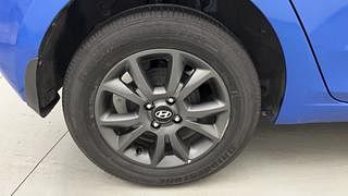 Used 2018 Hyundai Elite i20 [2018-2020] Asta 1.2 Petrol Manual tyres RIGHT REAR TYRE RIM VIEW