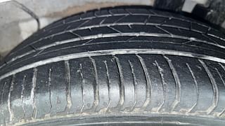 Used 2022 Hyundai New i20 Asta (O) 1.2 MT Petrol Manual tyres LEFT REAR TYRE TREAD VIEW