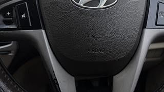 Used 2010 Hyundai i20 [2008-2012] Asta 1.2 Petrol Manual top_features Airbags