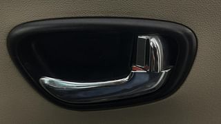 Used 2013 Hyundai i10 [2010-2016] Magna 1.2 Petrol Petrol Manual top_features Central locking