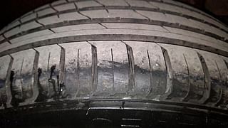Used 2015 Hyundai Elite i20 [2014-2018] Asta 1.2 Petrol Manual tyres LEFT REAR TYRE TREAD VIEW