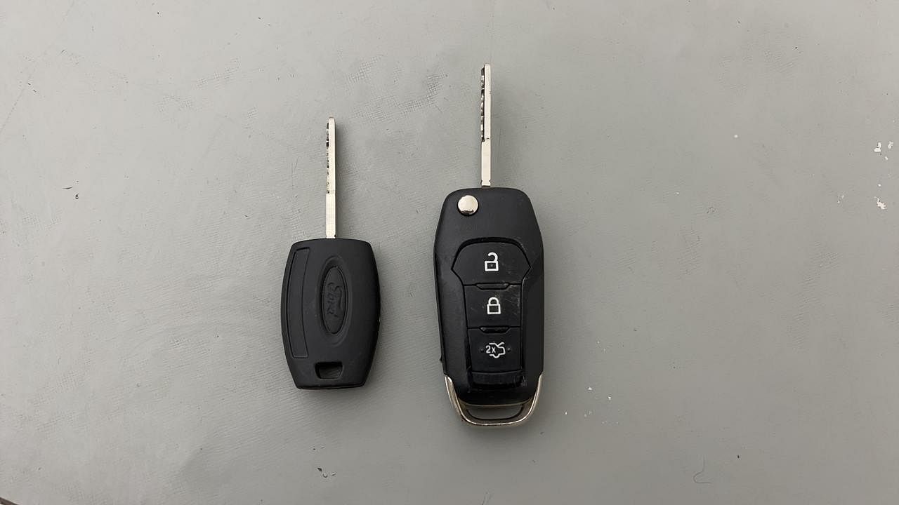 Used 2017 Ford Figo [2015-2019] Trend 1.2 Ti-VCT Petrol Manual extra CAR KEY VIEW