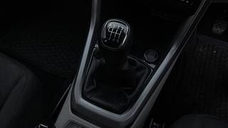 Used 2021 Skoda Kushaq Ambition 1.0L TSI MT Petrol Manual interior GEAR  KNOB VIEW