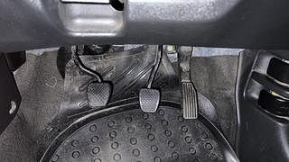 Used 2018 Honda WR-V [2017-2020] VX i-VTEC Petrol Manual interior PEDALS VIEW