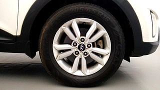 Used 2016 Hyundai Creta [2015-2018] 1.6 SX Plus Diesel Manual tyres RIGHT FRONT TYRE RIM VIEW