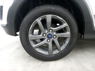 Used 2019 Ford Freestyle [2017-2021] Titanium 1.2 Petrol Manual tyres RIGHT REAR TYRE RIM VIEW