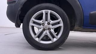 Used 2020 Renault Triber RXZ AMT Petrol Automatic tyres RIGHT REAR TYRE RIM VIEW