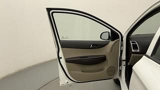 Used 2011 Hyundai i20 [2008-2012] Sportz 1.2 Petrol Manual interior LEFT FRONT DOOR OPEN VIEW