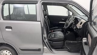 Used 2013 Maruti Suzuki Wagon R 1.0 [2010-2019] LXi Petrol Manual interior RIGHT SIDE FRONT DOOR CABIN VIEW