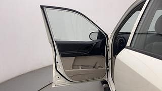 Used 2015 Mahindra XUV500 [2015-2018] W4 Diesel Manual interior LEFT FRONT DOOR OPEN VIEW