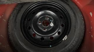 Used 2015 Maruti Suzuki Swift [2011-2017] VDi ABS Diesel Manual tyres SPARE TYRE VIEW