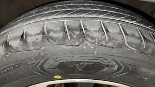 Used 2021 Hyundai Creta SX (O) AT Diesel Diesel Automatic tyres RIGHT FRONT TYRE TREAD VIEW
