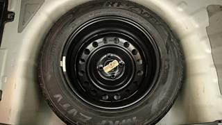 Used 2016 Hyundai Elite i20 [2014-2018] Asta 1.2 (O) Petrol Manual tyres SPARE TYRE VIEW