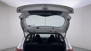 Used 2017 Hyundai Grand i10 [2017-2020] Sportz AT 1.2 Kappa VTVT Petrol Automatic interior DICKY DOOR OPEN VIEW