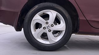 Used 2016 Honda City [2014-2017] V Petrol Manual tyres RIGHT REAR TYRE RIM VIEW