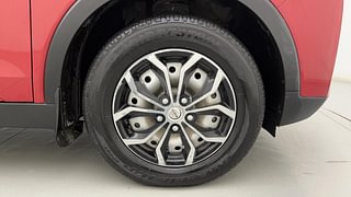 Used 2022 Mahindra XUV 300 W4 Petrol Petrol Manual tyres RIGHT FRONT TYRE RIM VIEW