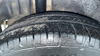 Used 2016 Maruti Suzuki Swift Dzire [2012-2017] VDi ABS Diesel Manual tyres RIGHT REAR TYRE TREAD VIEW