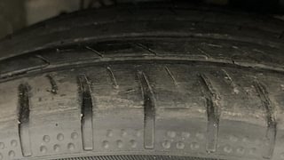 Used 2016 Honda City [2014-2017] VX (O) Diesel Diesel Manual tyres RIGHT FRONT TYRE TREAD VIEW