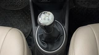 Used 2013 Hyundai i20 [2012-2014] Asta 1.2 Petrol Manual interior GEAR  KNOB VIEW
