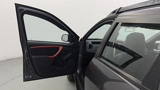 Used 2018 Renault Duster [2015-2019] 85 PS RXS MT Diesel Manual interior LEFT FRONT DOOR OPEN VIEW
