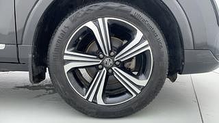 Used 2021 MG Motors Astor Savvy CVT Petrol Automatic tyres RIGHT FRONT TYRE RIM VIEW