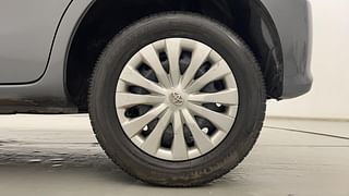 Used 2017 Toyota Etios Liva [2017-2020] V Petrol Manual tyres LEFT REAR TYRE RIM VIEW