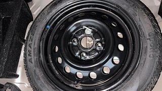 Used 2016 Maruti Suzuki Wagon R 1.0 [2015-2019] VXI AMT Petrol Automatic tyres SPARE TYRE VIEW