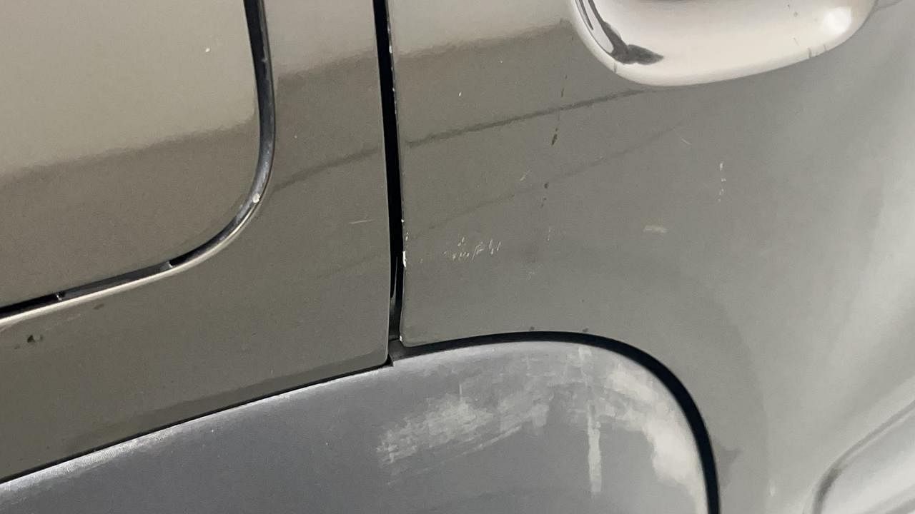 Used 2019 Renault Kwid [2015-2019] RXL Petrol Manual dents MINOR SCRATCH