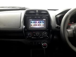 Used 2017 Renault Kwid [2015-2019] 1.0 RXT AMT Opt Petrol Automatic interior MUSIC SYSTEM & AC CONTROL VIEW