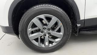 Used 2021 Tata Safari XT Plus Diesel Manual tyres LEFT FRONT TYRE RIM VIEW