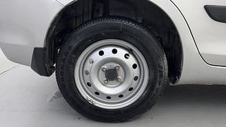 Used 2015 Maruti Suzuki Swift Dzire LXI Petrol Manual tyres RIGHT REAR TYRE RIM VIEW