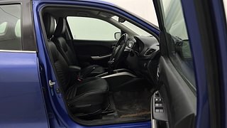 Used 2016 Maruti Suzuki Baleno [2015-2019] Zeta Petrol Petrol Manual interior RIGHT SIDE FRONT DOOR CABIN VIEW