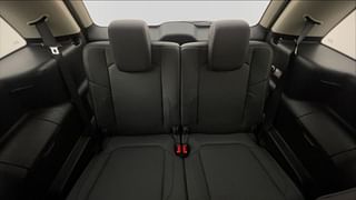 Used 2018 Tata Hexa [2016-2020] XTA Diesel Automatic interior THIRD ROW SEAT