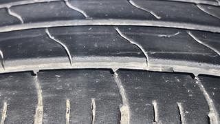 Used 2019 Maruti Suzuki Baleno [2015-2019] Delta Petrol Petrol Manual tyres LEFT FRONT TYRE TREAD VIEW