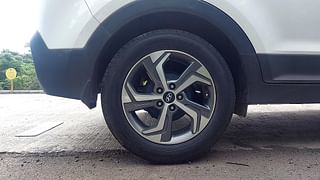 Used 2019 Hyundai Creta [2018-2020] 1.6 SX AT VTVT Petrol Automatic tyres RIGHT REAR TYRE RIM VIEW