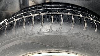 Used 2018 Maruti Suzuki Dzire [2017-2020] VXI AMT Petrol Automatic tyres RIGHT REAR TYRE TREAD VIEW