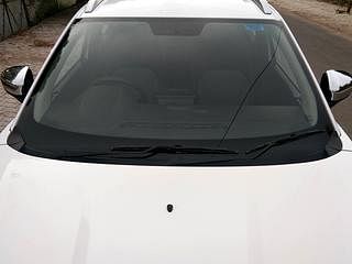 Used 2022 Renault Kiger RXE MT Petrol Manual exterior FRONT WINDSHIELD VIEW