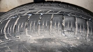 Used 2010 Maruti Suzuki Ritz [2009-2012] Lxi Petrol Manual tyres RIGHT REAR TYRE TREAD VIEW