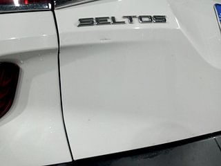 Used 2020 Kia Seltos HTK Plus D Diesel Manual dents MINOR SCRATCH