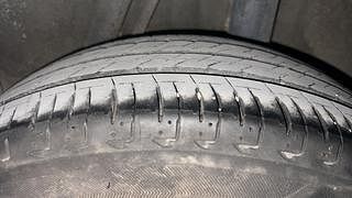 Used 2017 Honda City [2017-2020] ZX CVT Petrol Automatic tyres LEFT REAR TYRE TREAD VIEW