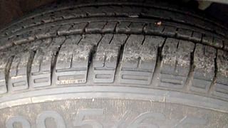 Used 2016 Hyundai Creta [2015-2018] 1.6 SX Plus Diesel Manual tyres RIGHT FRONT TYRE TREAD VIEW